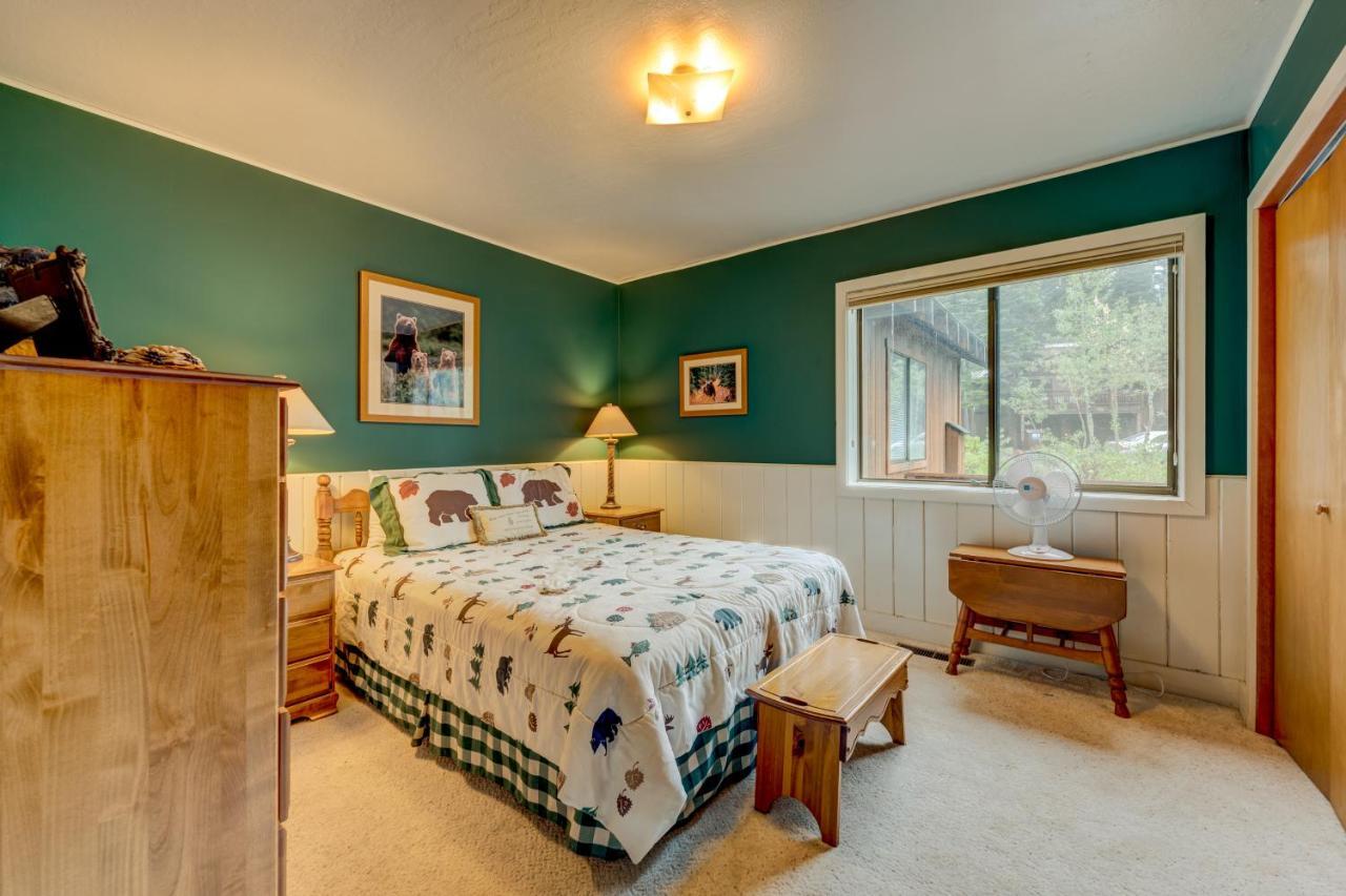 Grizzly Cabin Траки Экстерьер фото